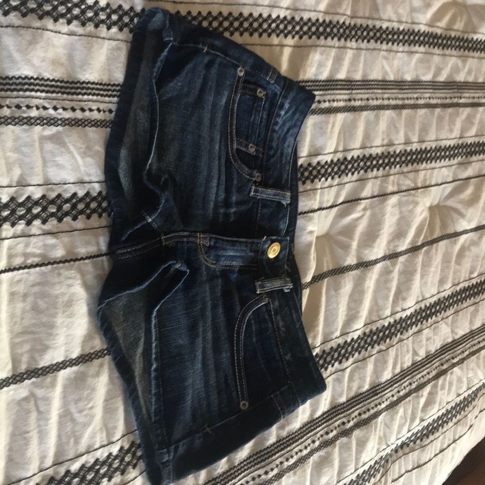 American Eagle Shorts - Picture 2 of 5